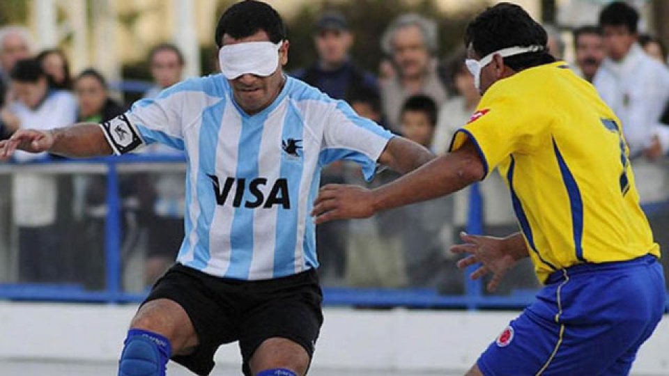 La selección argentina de fútbol para ciegos cayó con Brasil en la final.