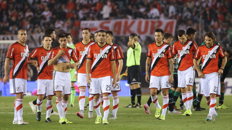 River no hizo pie ante San Martín.