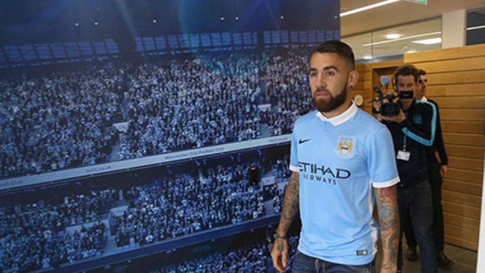 El Manchester City hizo oficial hoy la contratación de Nicolás Otamendi