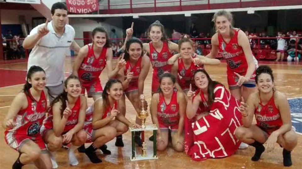 CAT pentacampeón provincial u17.