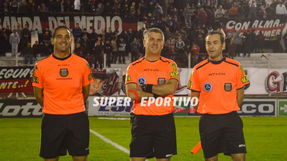 Patronato llegó a 61 puntos y es más líder que nunca.