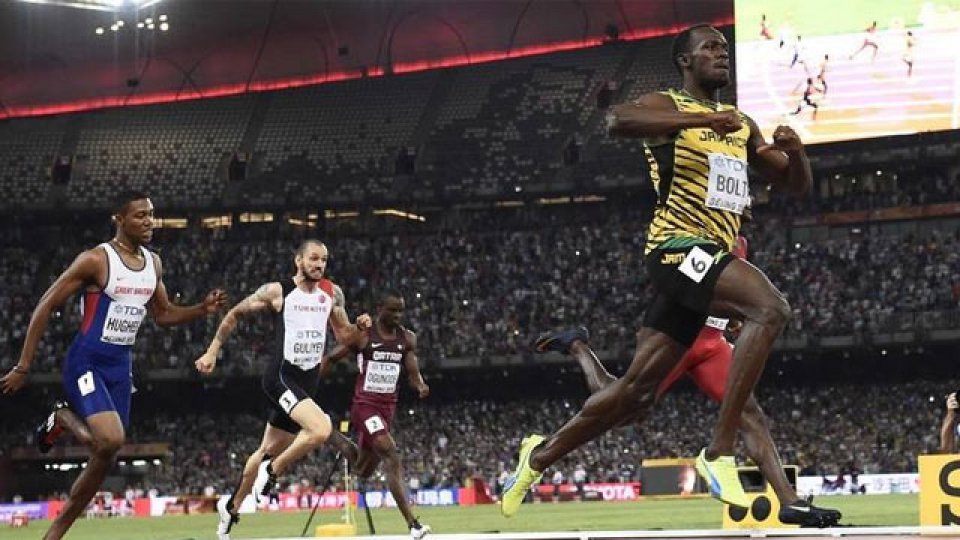 Bolt lo hizo de nuevo: es campeón en 200 metros y crece su leyenda.