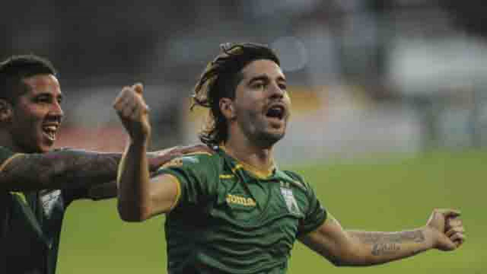 Ferro logró un importante triunfo y se metió en el Reducido.