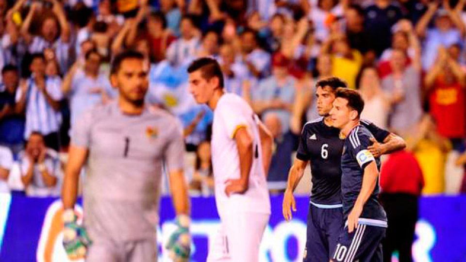 Messi marcó dos goles ante Bolivia.