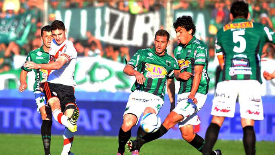 La goleada le permitió al elenco Millonario acercarse a los de arriba.