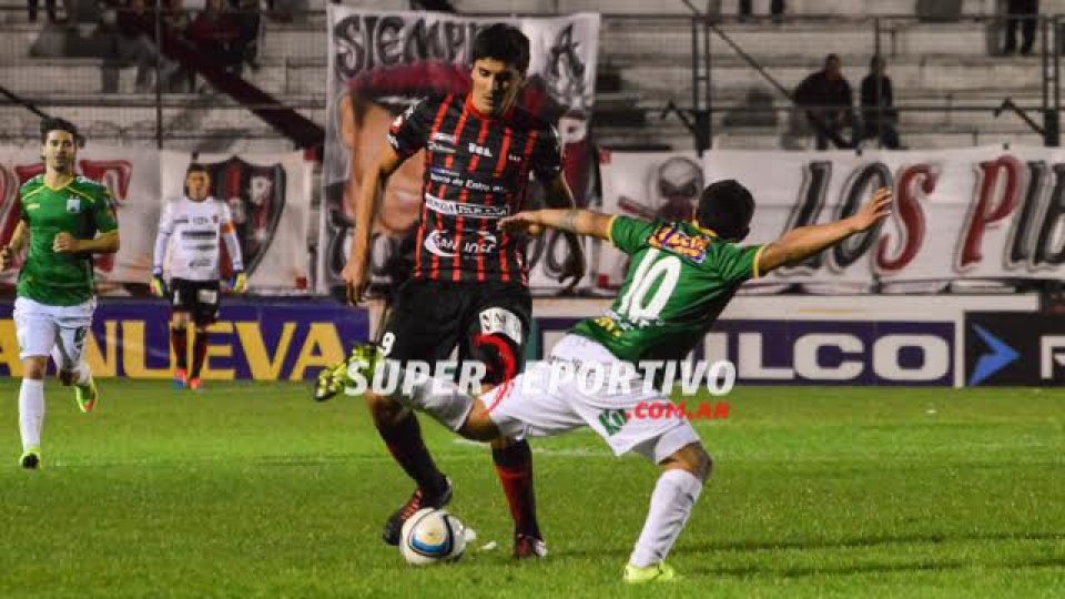 El Rojinegro no pudo quebrar al Verde de Caballito