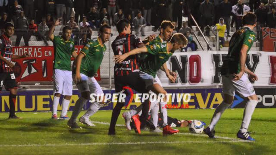 Patronato empató sin goles ante Ferro.