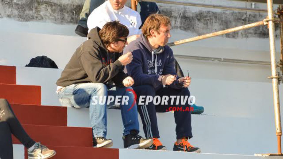 Las postales de la victoria de Atlético Paraná en el Pedro Mutio