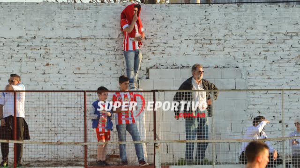 Las postales de la victoria de Atlético Paraná en el Pedro Mutio