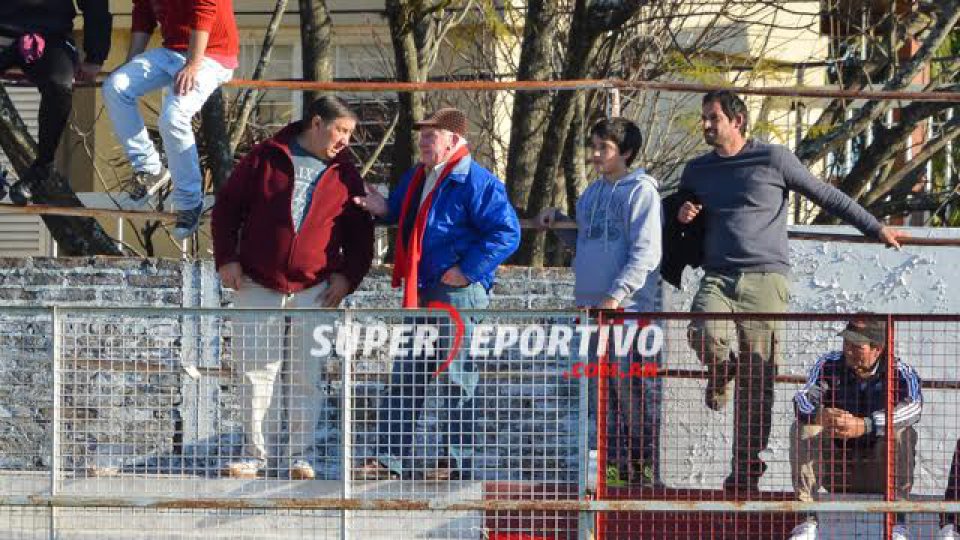 Las postales de la victoria de Atlético Paraná en el Pedro Mutio