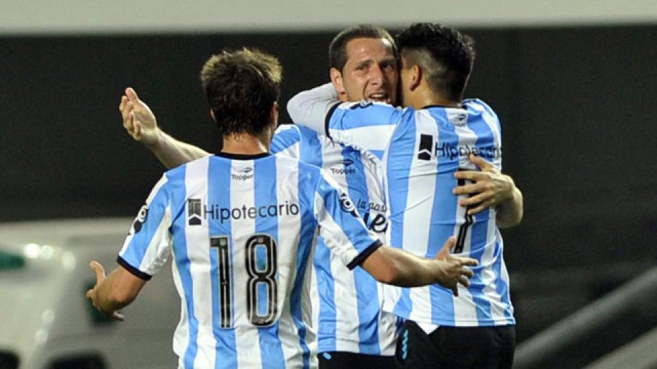Racing ganó y está en semis de la Copa Argentina.