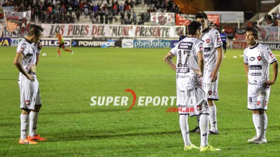 Patronato y Atlético Tucumán igualaron 0-0.