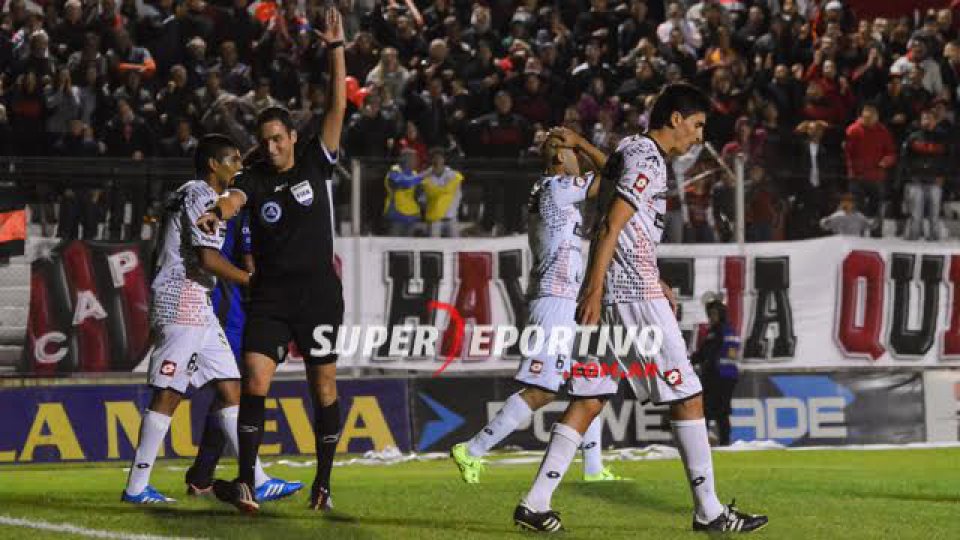 Patronato y Atlético Tucumán igualaron 0-0.