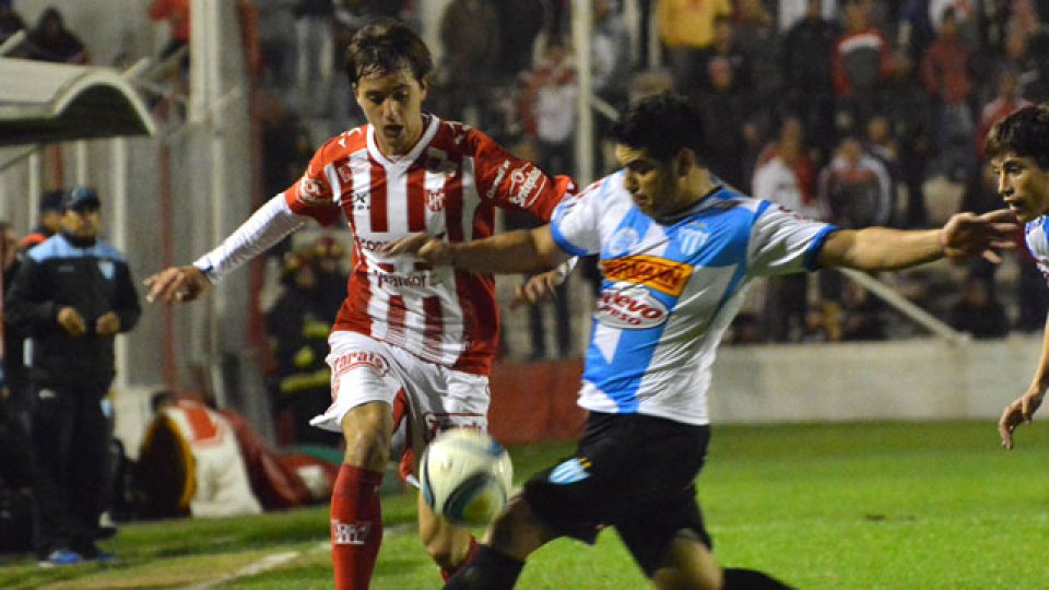 Instituto le ganó sobre la hora a Juventud Unida.