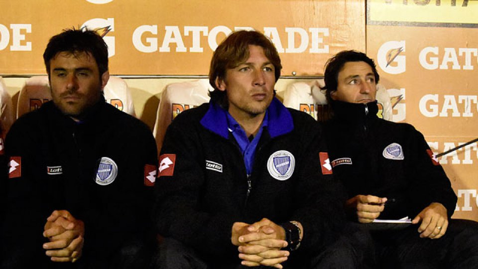 El Tomba de Gabriel Heinze no levanta cabeza.