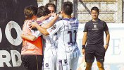 Atlético Uruguay venció a Libertad de Concordia y trepó a la cima