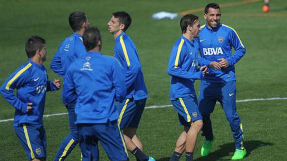 Una multitud se acerc&oacute; a la pr&aacute;ctica de Boca.