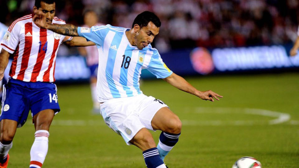 Argentina no pudo quebrar a Paraguay y sumó un punto que no conforma.