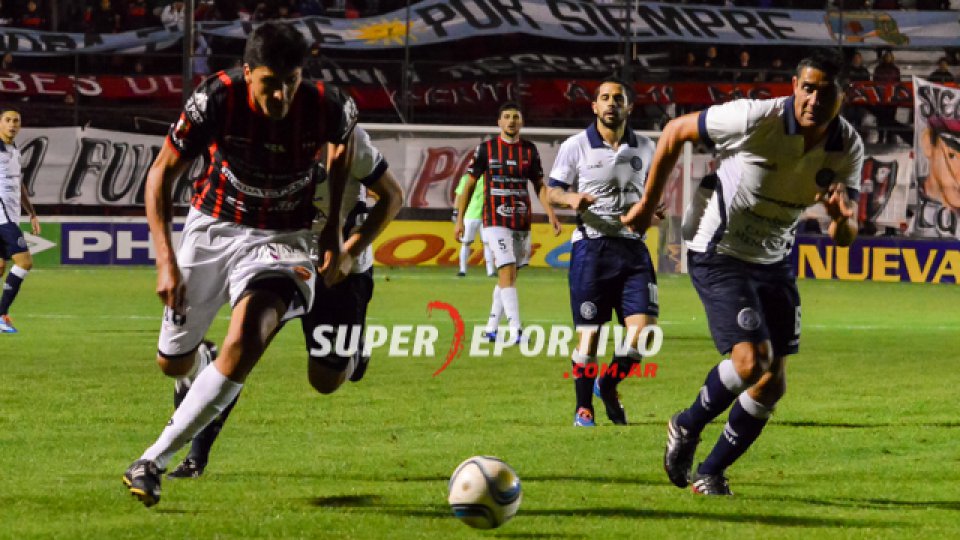 Patronato ganó y mantiene la ilusión por el ascenso directo.