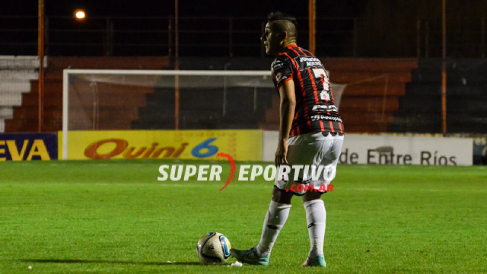 Patronato ganó y mantiene la ilusión por el ascenso directo.