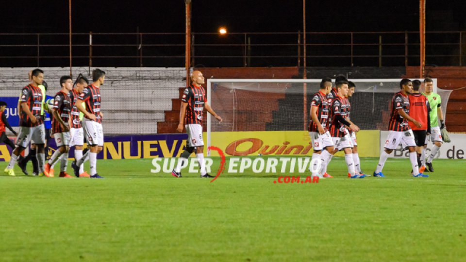 Patronato ganó y mantiene la ilusión por el ascenso directo.