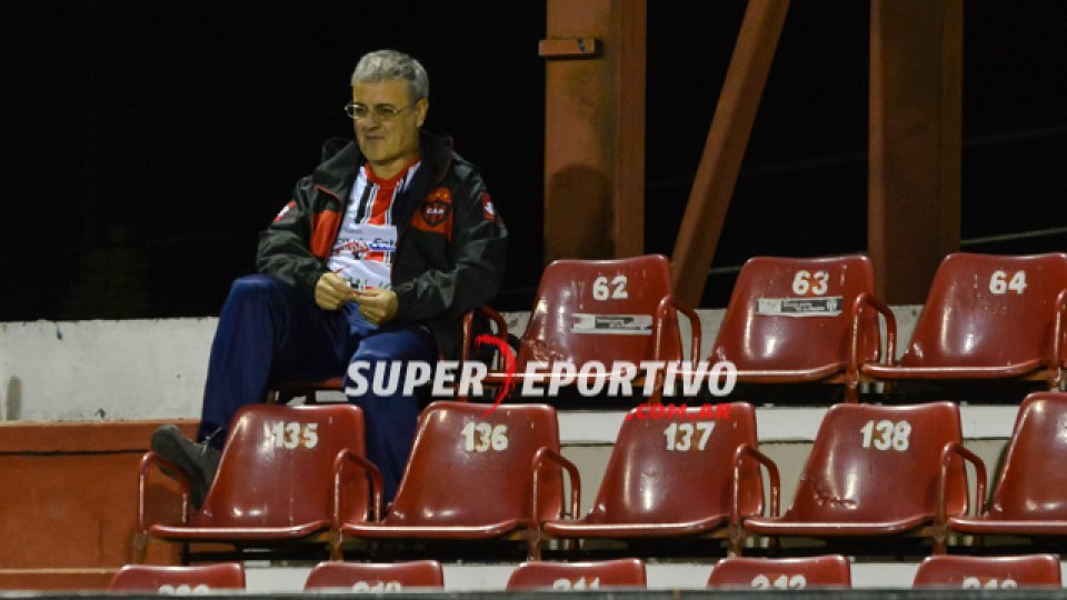 Una vez más los hinchas del Patrón colmaron el Grella para alentar al equipo.