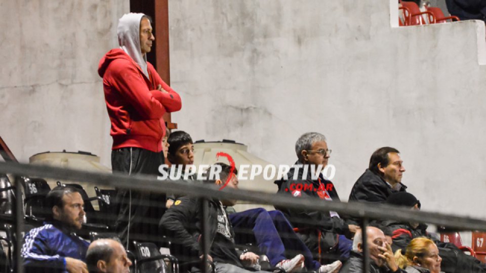 Una vez más los hinchas del Patrón colmaron el Grella para alentar al equipo.