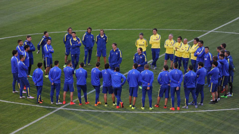 Boca se entrenó sin Tevez de cara a la final con Central.