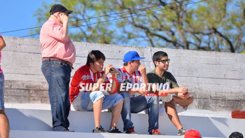 El Decano se despidió de su gente con un empate en ante el Ferroviario.