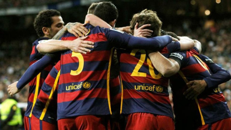 Barcelona quiere prolongar su gran momento ante Real Sociedad.