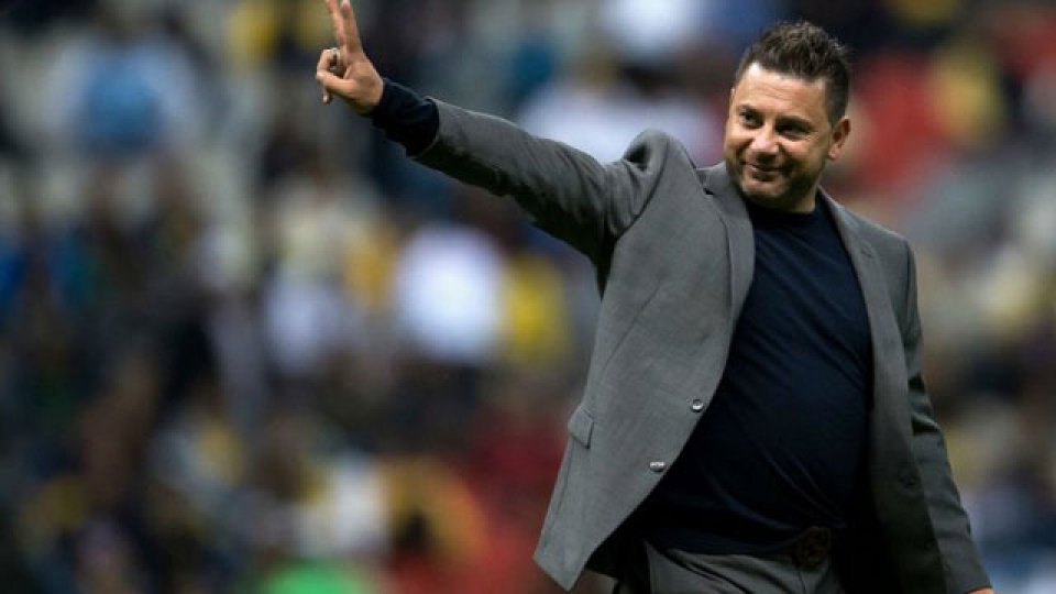 Antonio Mohamed podría regresar a Independiente