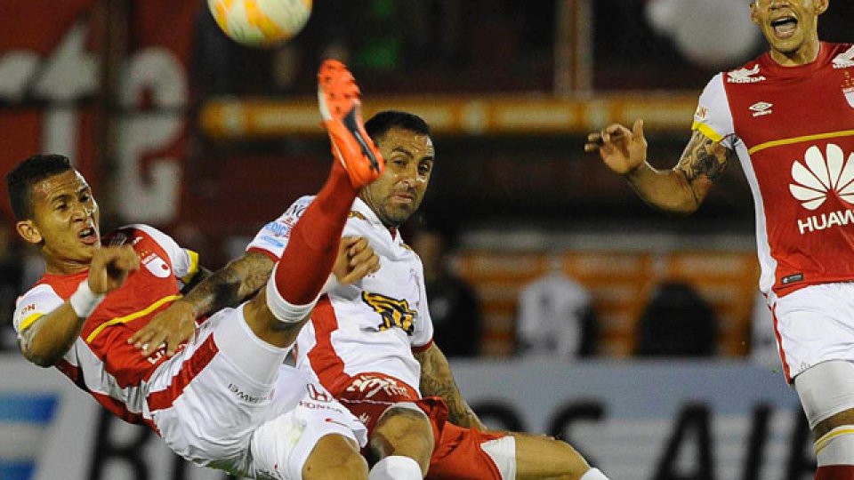 Los de Parque Patricio no pudieron doblegar al duro elenco colombiano.