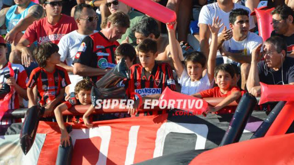Las postales de una jornada inolvidable para el fútbol entrerriano.