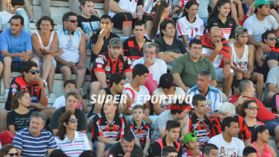 Las postales de una jornada inolvidable para el fútbol entrerriano.