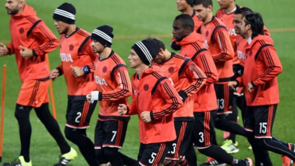 El Muñeco Gallardo no paró equipo en el entrenamiento en Yokohama.