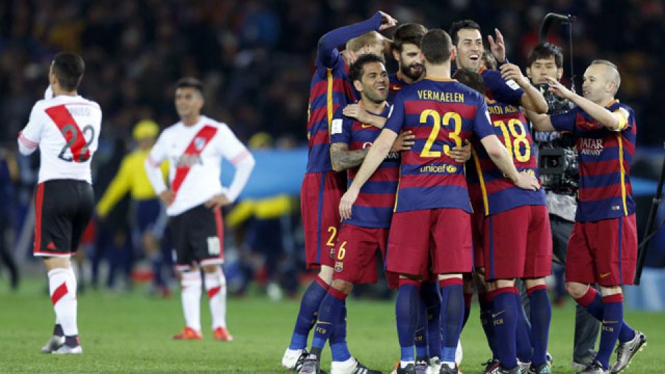 Barcelona goleó a River y ganó el Mundial de Clubes.