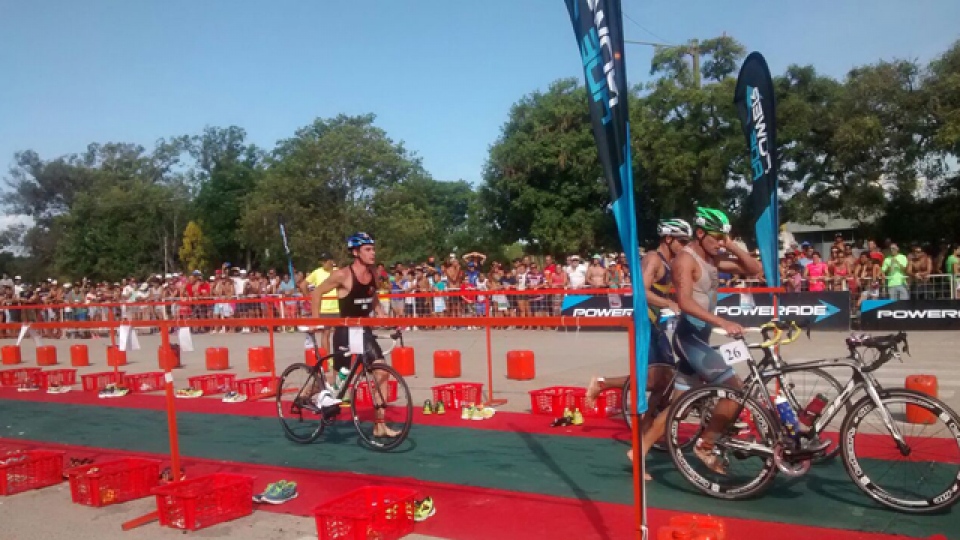 EL ONCE TV en la 32 edición del Tiatlón Internacional de La Paz.