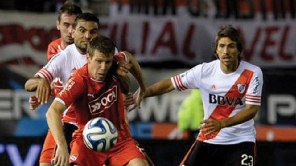El Millonario y el Rojo se enfrentarán en Mar del Plata desde las 22.10.