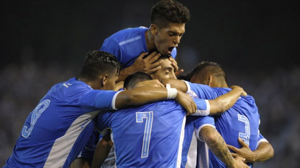 Racing se llevó la Copa Ciudad de Avellaneda.