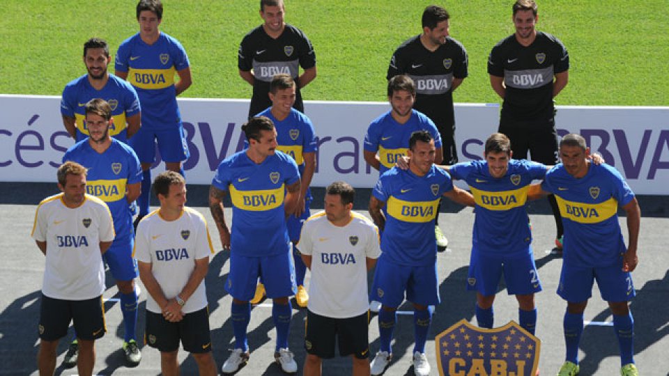 Boca presentó al plantel y los hinchas se ilusionan de la mano de Carlos Tevez.