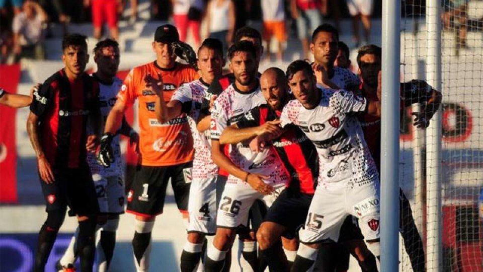 Patronato igualó ante San Lorenzo en el Grella. (Foto: Olé)