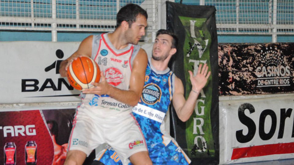 Echagüe volvió a ganar en su casa ante La Unión.