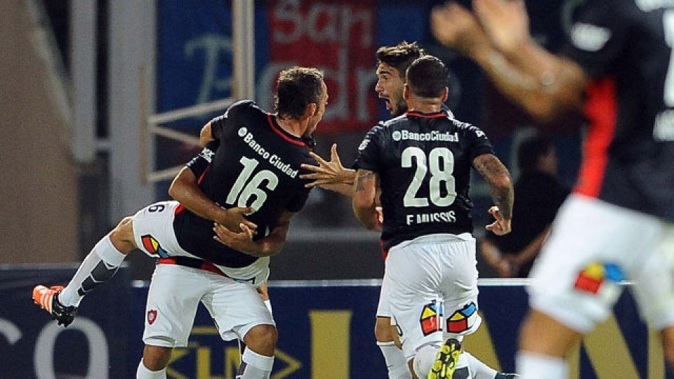 San Lorenzo bailó a Boca y es Supercampeón.