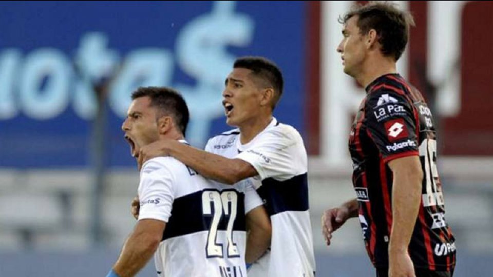 Gimnasia le ganó a Patronato en La Plata.