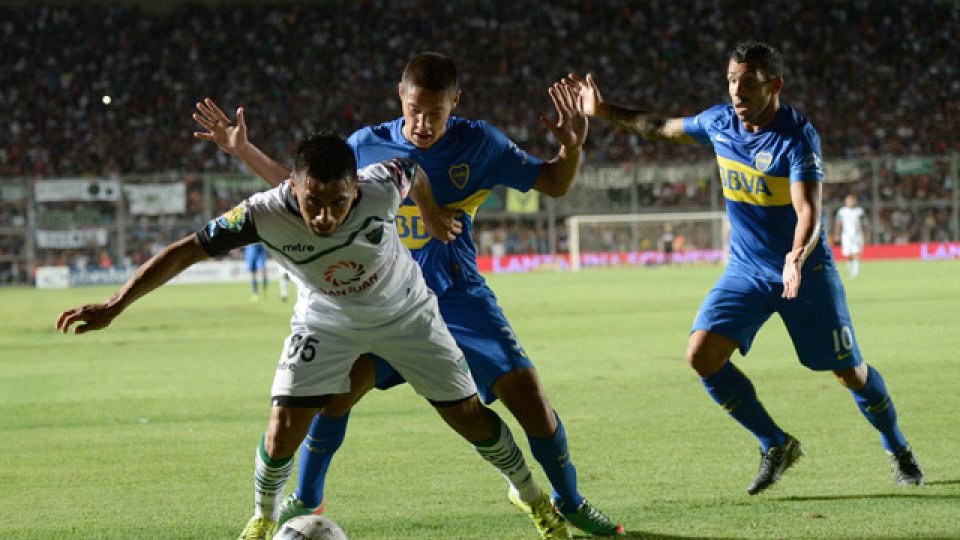 Con gol de Tevez, Boca le ganó a San Martín.