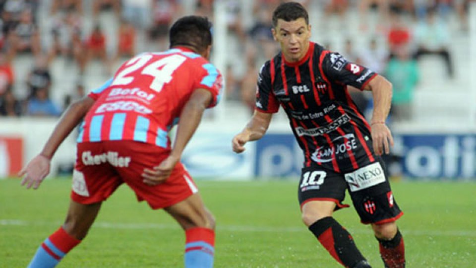 Patronato y Arsenal, sin ventajas. (Foto: El Diario)