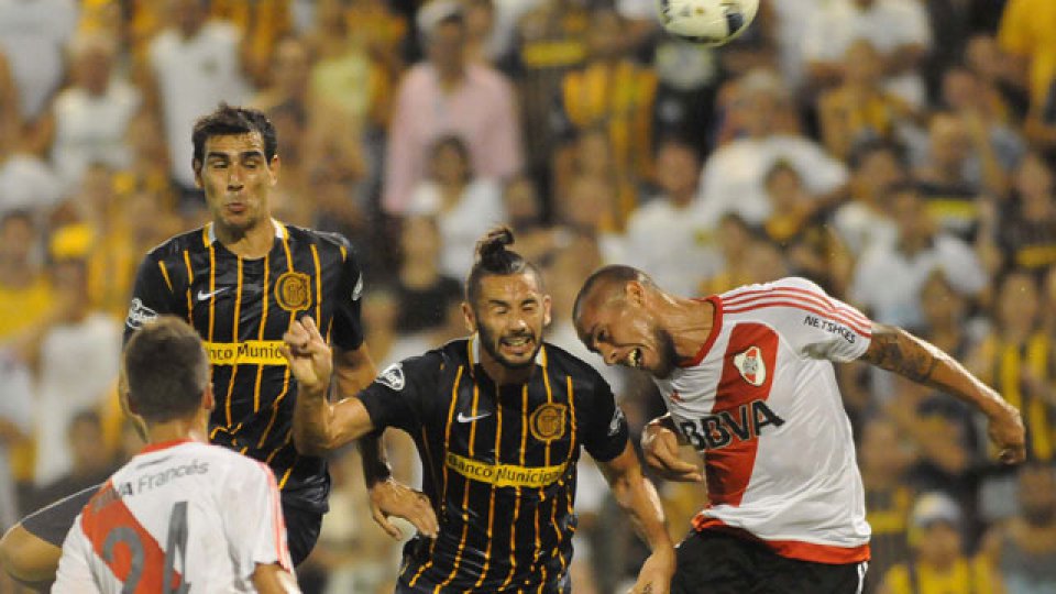 Rosario Central y River igualaron en Arroyito.