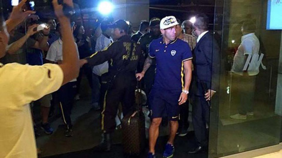 Boca llegó a Colombia para su debut en la Copa.