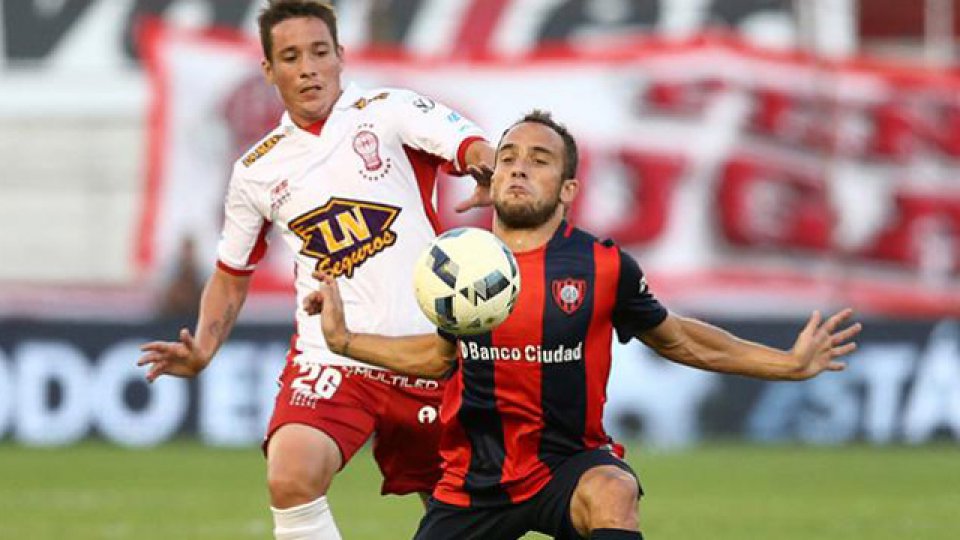 Belluschi había puesto en ventaja al Santo en el clásico.