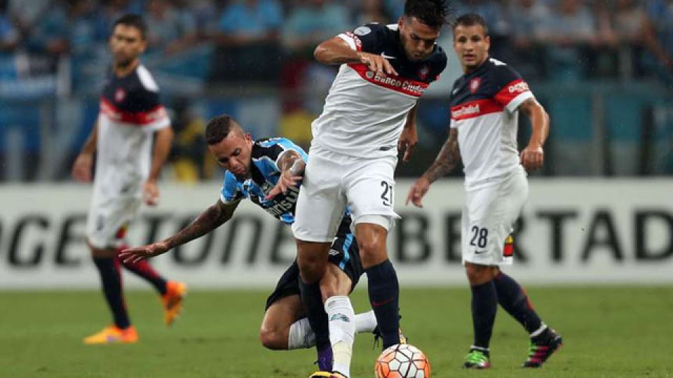 San Lorenzo empató con Gremio y sigue complicado.